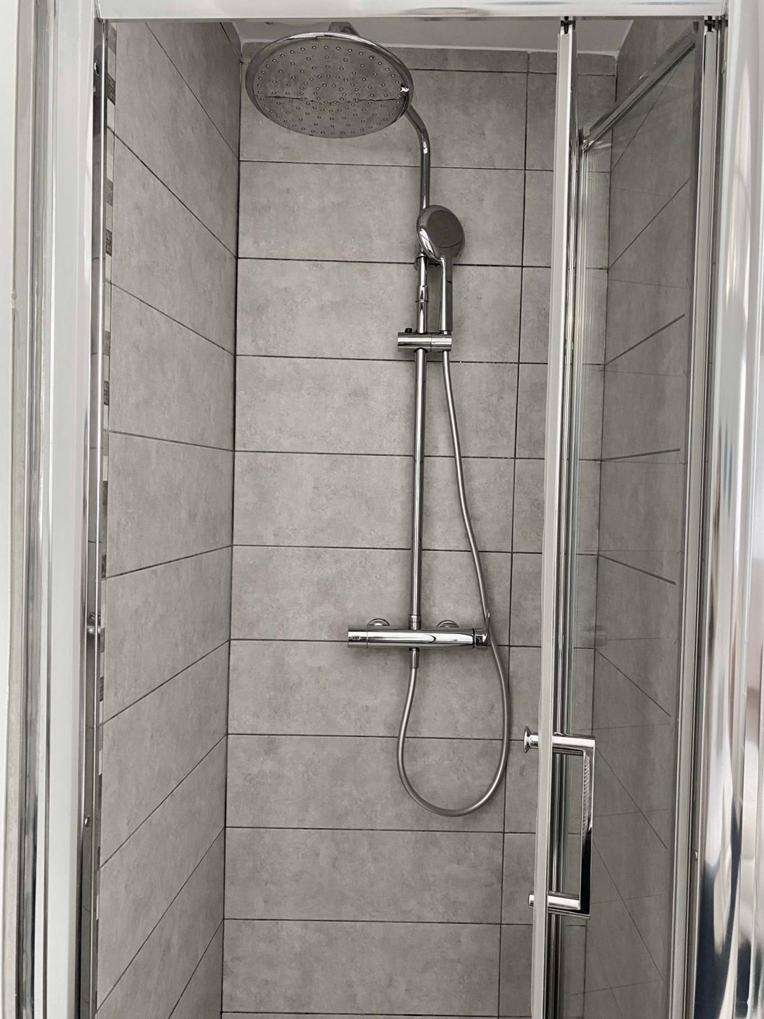 Budget-Friendly 1Br In The City Center Gibraltar Bagian luar foto