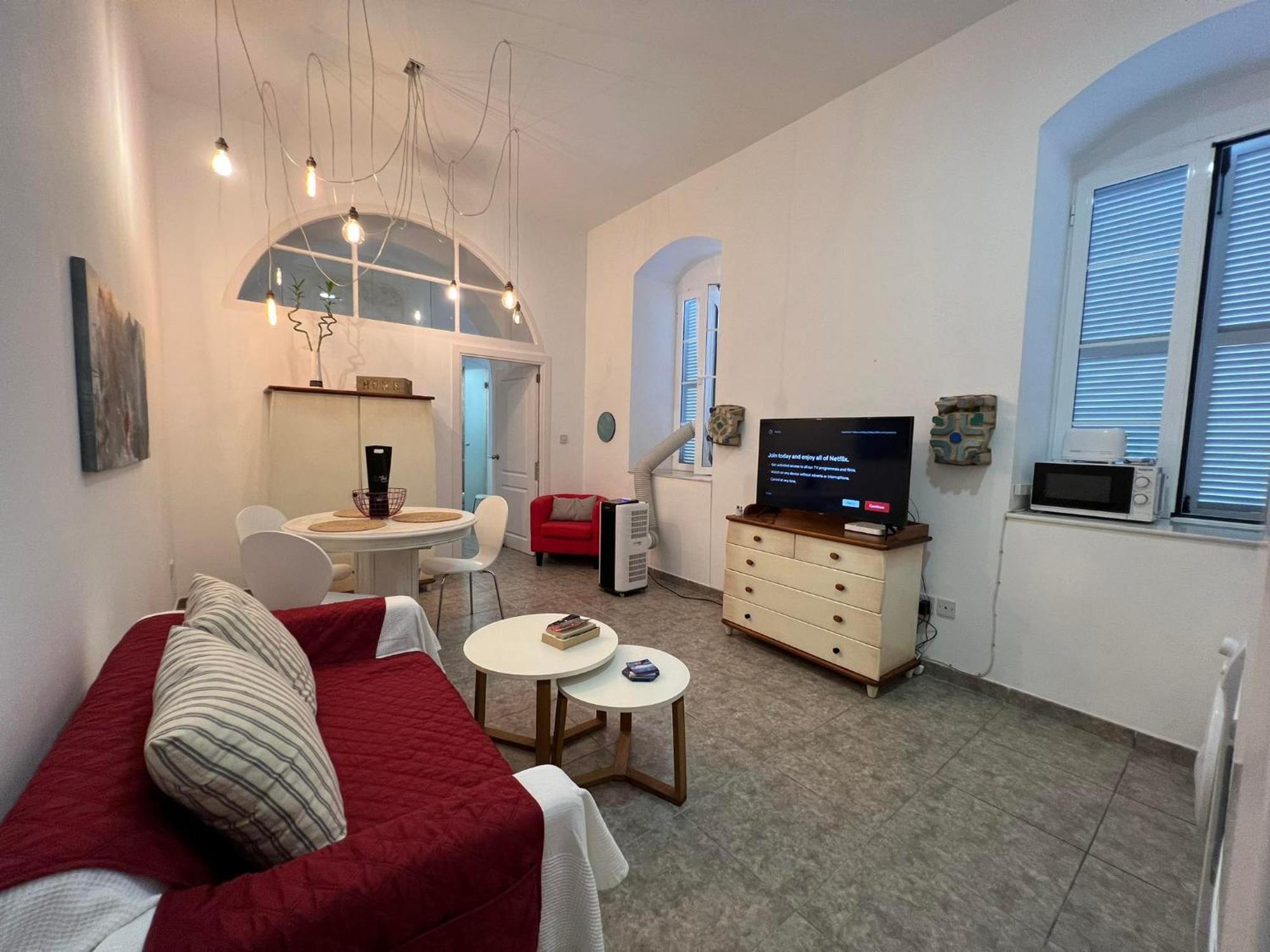 Budget-Friendly 1Br In The City Center Gibraltar Bagian luar foto